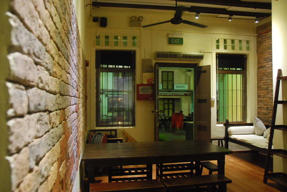 Cube Boutique Capsule At Kampong Glam Capsulehotel