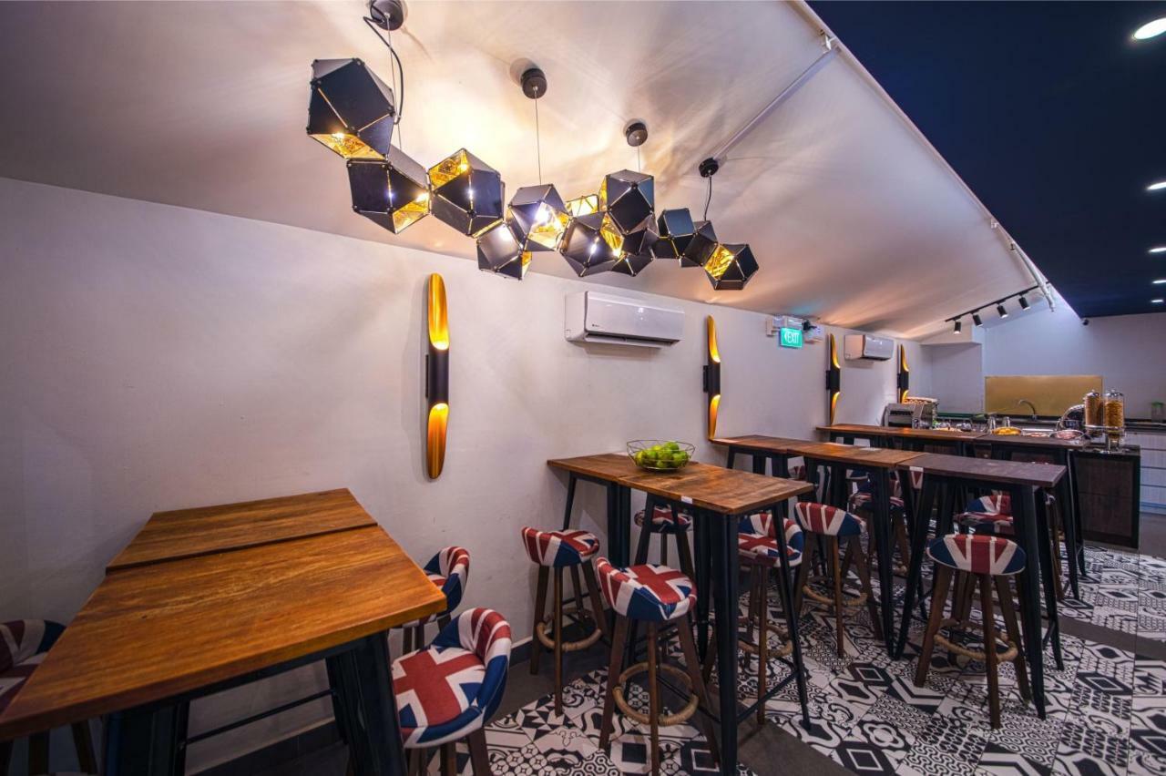 Cube Boutique Capsule At Kampong Glam Kapselhotel